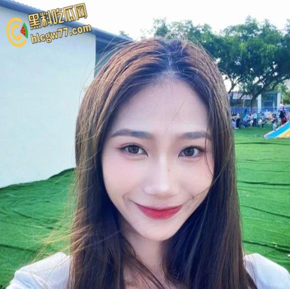 海南万宁抖音妖精【李倩倩Aplexy】酒店偷情翻车！老公抓奸床戏现场，床单凌乱真相辣眼！-3