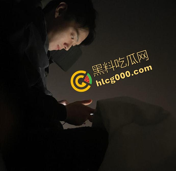 『许凯』被曝2cm惨瓜，酒后强奸未遂，绿18线女友许荔莎，背刺于正白月光，欢娱影视差点被杀穿！-37