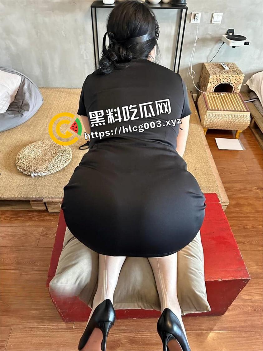 公司会计美熟女的恶堕 ！丰满熟美的会计姐姐 制服之下是一只饥渴的母狗 这大屁股真的顶不住-6