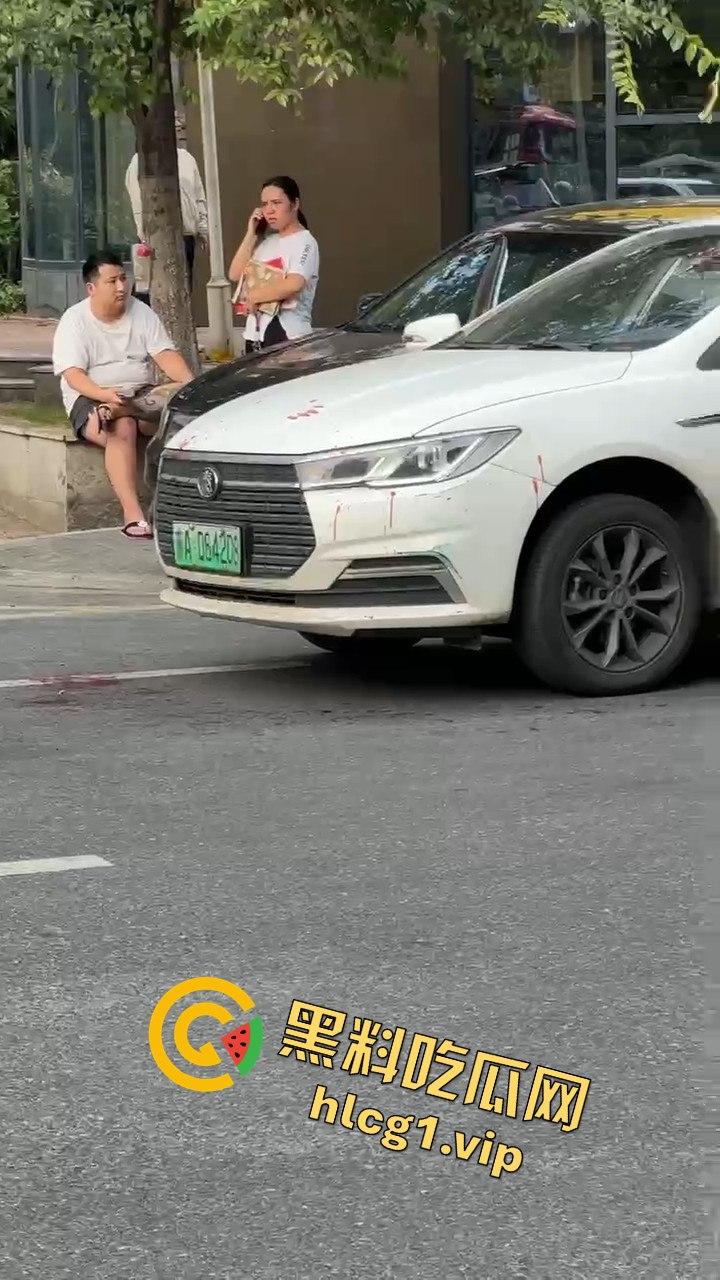 女子因价格争执叫来老公，掏出扳手开瓢，赔偿金额够买辆新车！-7