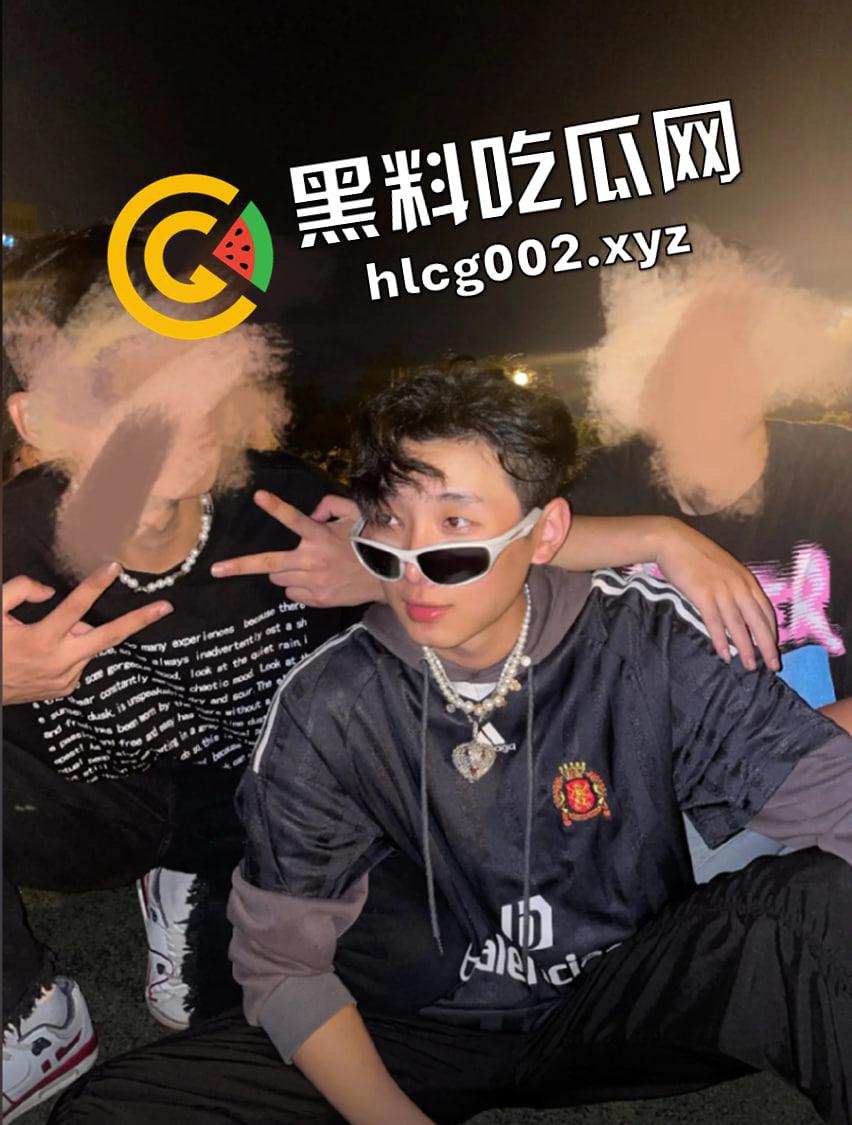 独家爆料！四川铁道职业学院渣男【张宏睿】混乱私生活遭曝光 疑似开房视频被流出-3