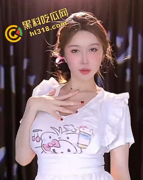 抖音女主播跳蛋十分钟大挑战，毛毯底下裙子塞着疯狂颤抖，直播忍到高潮爽到直喊老公！-4