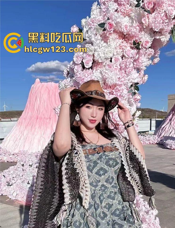 河北人民医院bbw护士【宋嘉嘉】私拍流出 巨乳肥臀 护士中的狂野尤物 用丰满征服金主！-2