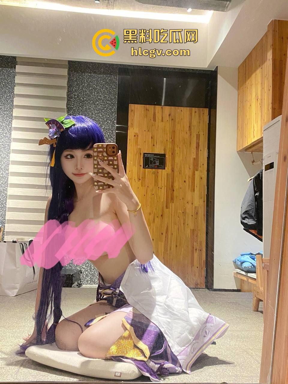 瓜友投稿广州外围00后嫩妹约炮！穿衣是女神，脱衣秒变淫荡骚母狗，性价比拉满！-6