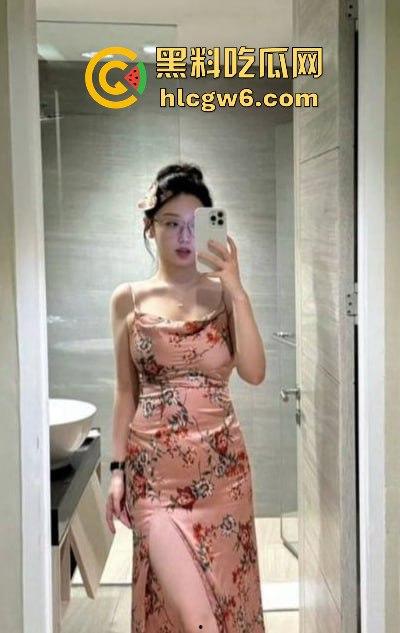 CSGO职业选手【宙斯Zeus】玩疯了，上海约炮大连工业大学黄婷后，转战东南亚开淫趴，女粉丝被当狗溜！-6