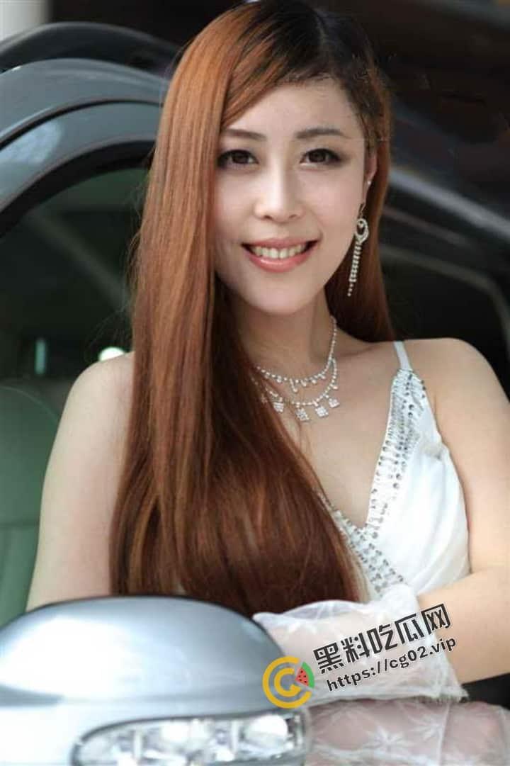 《百度云泄密流出》天津工业大学 模特【王真】外表优雅高冷  实则内心闷骚放浪38P+1V-11