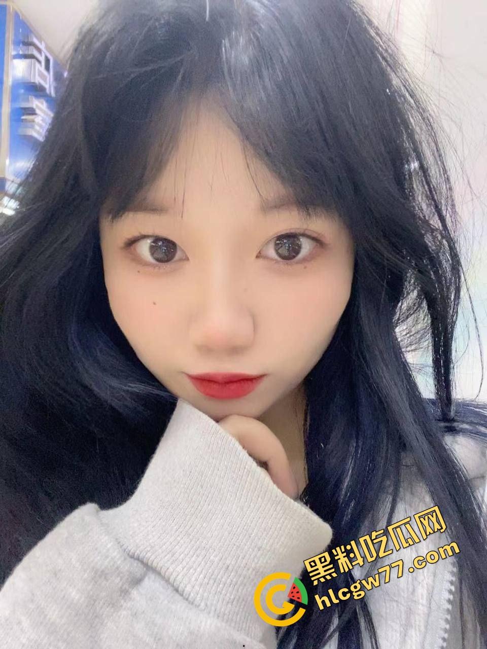 河北艺校女大学生【王丽丽】酒店调教片流出，狗链无套爆操全来了，这小母狗骚得离谱！-6