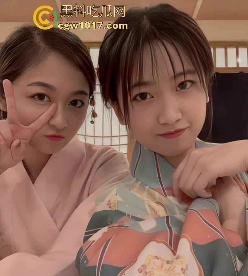 大佬分享一个月2万包养的极品女大，从白月光到淫语母狗只需要2万，无套猛插跪地舔屌手到擒来，真反差了！-4