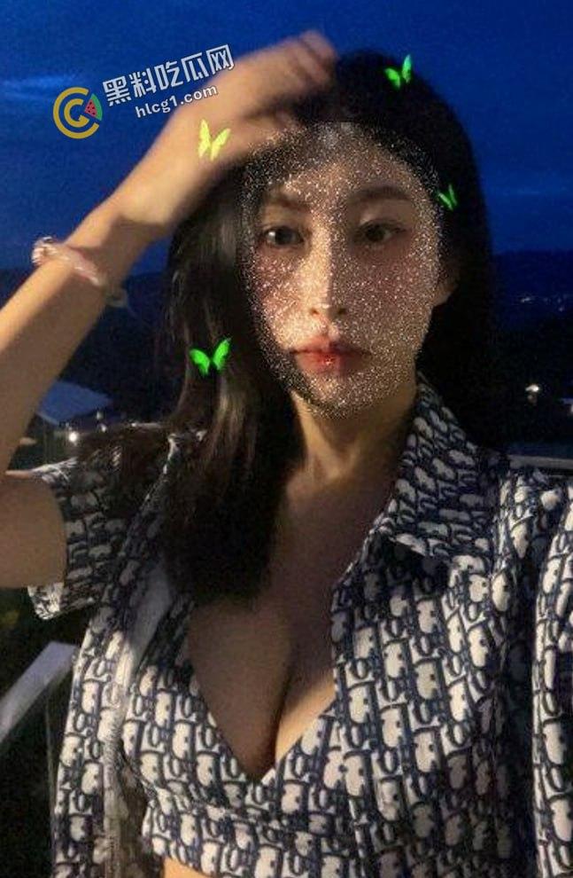 重庆某酒吧dj极品身材网红 颜值很高的极品美女 外表高冷御姐私下玩很开 超大大尺度私拍流出 兄弟们欣赏一下-2