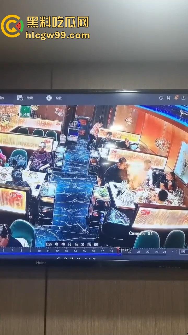 黑龙江密山健晟星期天火锅爆炸性操作，火锅里煮打火机，惊喜套餐还是定时炸弹？过年吃饭吃出爆炸感！-6