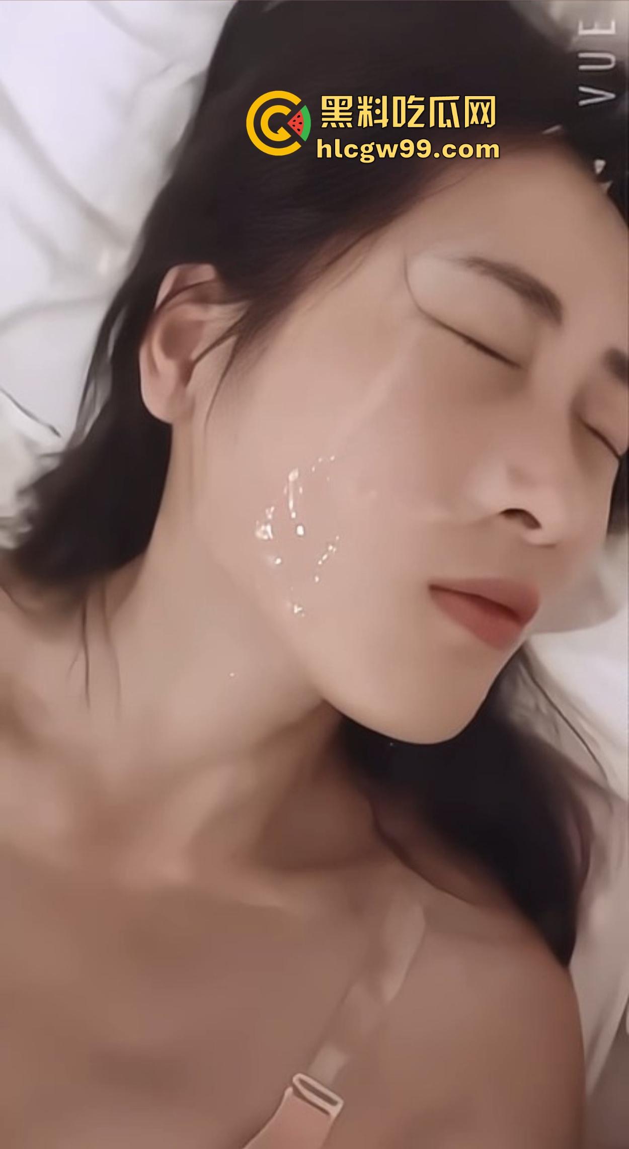 颜射过量翻车，射得满脸满女友嫌精液味儿太冲熏得呛哭了，当场崩溃要分手，瓜友在线求解尴尬局面！-11