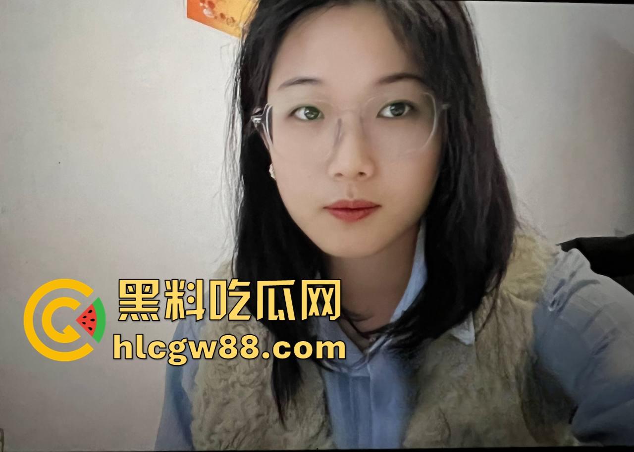 陕西渭南师范学院 陈小雨 背着男友出轨还惨遭炮友曝光 现在是全校出了名的肉便器！-3